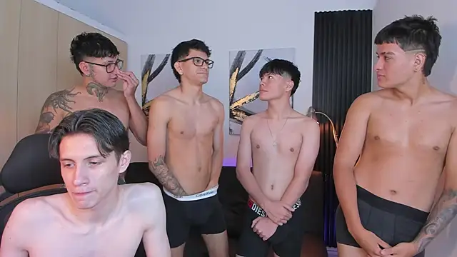 Horny BoysW online show from September 22, 1:13 pm