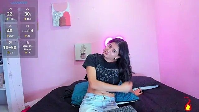 Georgina Ferri  online show from October 15, 5:13 pm