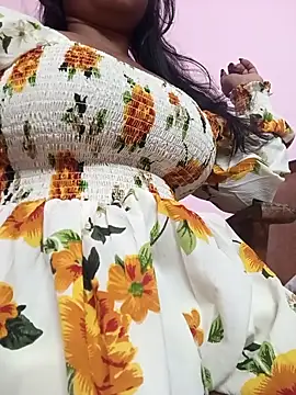 Aaradhya Sharma online show from February 2, 11:42 am