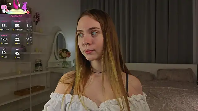 CarollSmithh online show from October 13, 8:42 pm