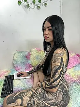 freyja rouse online show from February 8, 10:02 pm