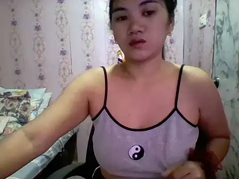 Snapshot of Rosette0516 chatting on October 1, 12:27 am Rosette0516 online show from October 1, 12:27 am