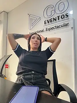 Sarahlove 90 online show from December 5, 7:54 pm