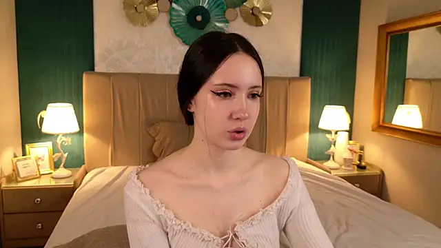 GraceMartinos online show from March 25, 8:26 pm