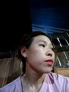 Snapshot of Ngocmi909 chatting on December 21, 10:22 am Ngocmi909 online show from December 21, 10:22 am