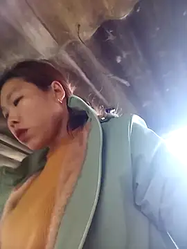 Snapshot of Ngocmi909 chatting on January 19, 1:09 am Ngocmi909 online show from January 19, 1:09 am