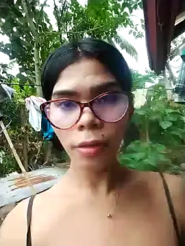 Snapshot of dianne_swift chatting on March 21, 9:03 am dianne swift online show from March 21, 9:03 am