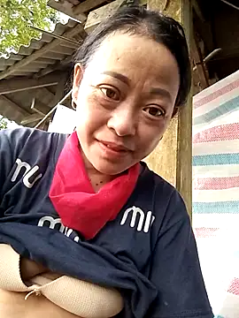 Snapshot of Sa2mh20 chatting on October 13, 9:53 am Sa2mh20 online show from October 13, 9:53 am