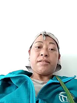 Snapshot of Sa2mh20 chatting on October 17, 7:55 am Sa2mh20 online show from October 17, 7:55 am