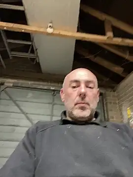 Snapshot of Richmcgee chatting on March 7, 8:06 pm Richmcgee online show from March 7, 8:06 pm