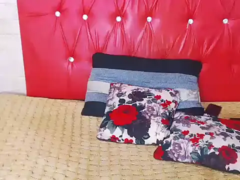 AppleAss02 online show from September 21, 7:26 pm