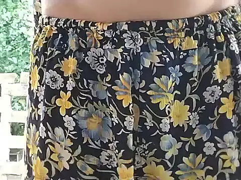 Snapshot of Miss_Sahiba chatting on September 27, 3:33 am Miss Sahiba online show from September 27, 3:33 am