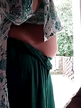 Snapshot of Miss_Sahiba chatting on October 3, 8:55 am Miss Sahiba online show from October 3, 8:55 am