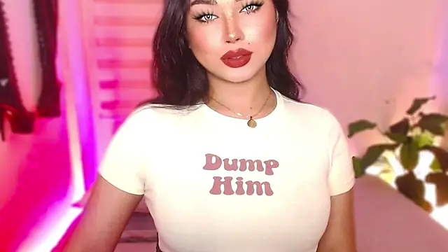 Snapshot of MissRumi_Hunter chatting on January 15, 8:34 pm MissRumi Hunter online show from January 15, 8:34 pm