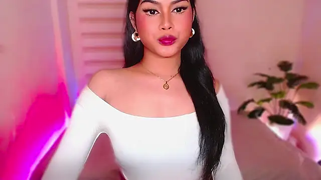 MissRumi Hunter online show from May 12, 4:59 pm