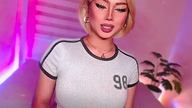 MissRumi Hunter online show from June 28, 6:36 pm