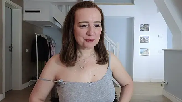 Blue Angel Sweet online show from March 28, 4:45 am