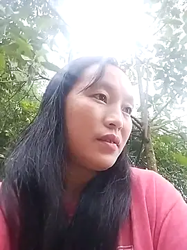 miss-su online show from October 3, 10:23 am