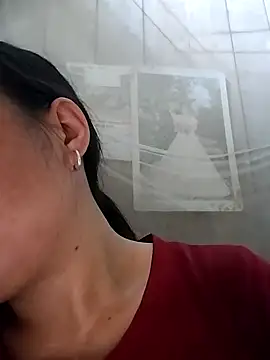 miss-su online show from October 11, 8:24 am