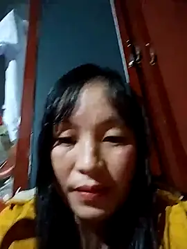 miss-su online show from November 12, 1:22 pm