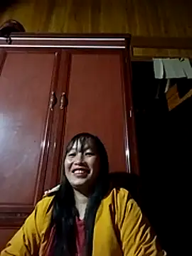 miss-su online show from November 13, 1:37 am