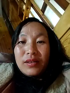 miss-su online show from March 14, 9:37 am