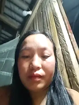 miss-su online show from April 29, 8:48 pm