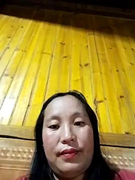 miss-su online show from May 11, 3:07 pm