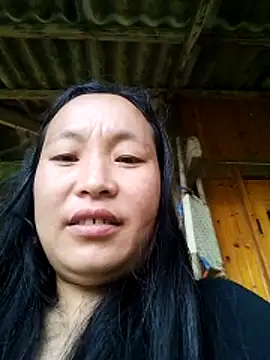 miss-su online show from May 18, 4:07 am