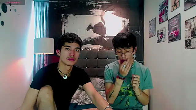 Snapshot of maik_x_dave chatting on October 24, 4:03 pm maik x dave online show from October 24, 4:03 pm