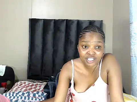 Snapshot of LexiStormx chatting on September 18, 9:06 pm LexiStormx online show from September 18, 9:06 pm