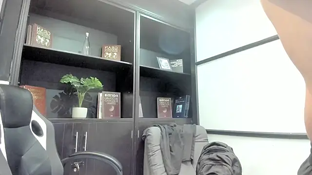 JhoanMontes online show from October 28, 7:38 pm