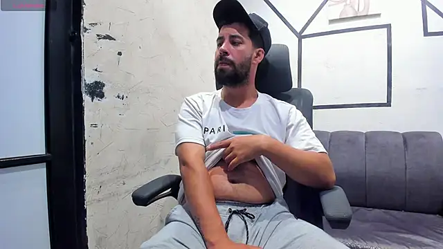 JhoanMontes online show from October 30, 7:36 pm