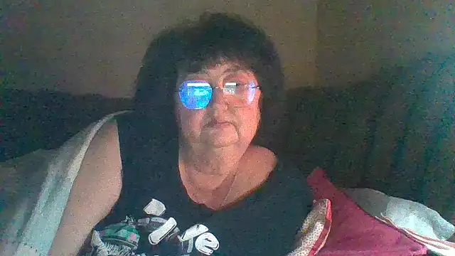 MilaSky5303 online show from May 11, 12:16 am
