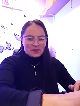 Snapshot of Daliz_Leon chatting on September 19, 2:24 am Daliz Leon online show from September 19, 2:24 am