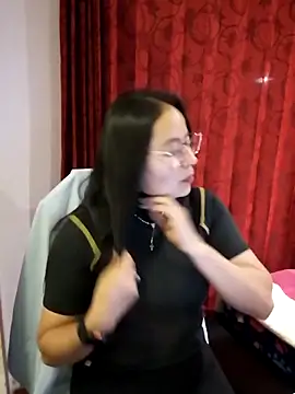 Daliz Leon online show from November 29, 12:24 am