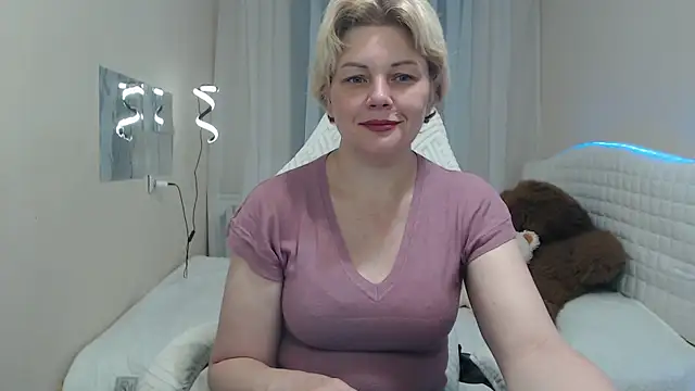 LadyElina online show from September 13, 11:54 am