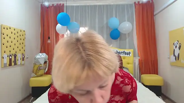 LadyElina online show from September 19, 11:55 am