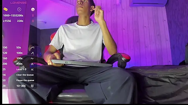 Erick wal online show from October 9, 7:45 pm