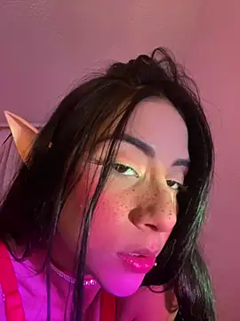 Alice and Bunny  online show from December 20, 1:56 am