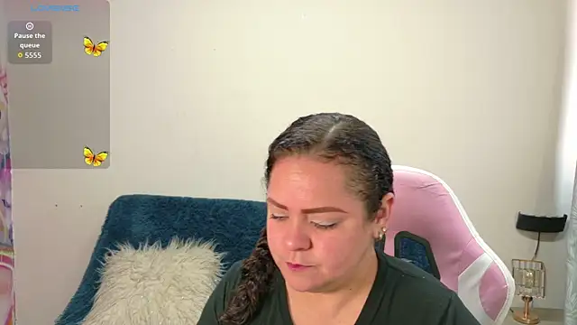 Miss Adriana01 online show from February 11, 1:05 pm