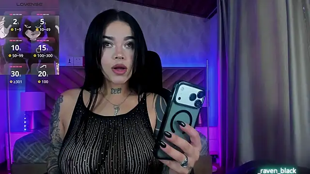  raven black online show from May 12, 11:40 am