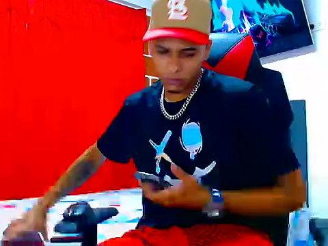 Snapshot of cristian_tayron1 chatting on July 31, 2:27 pm cristian tayron1 online show from July 31, 2:27 pm