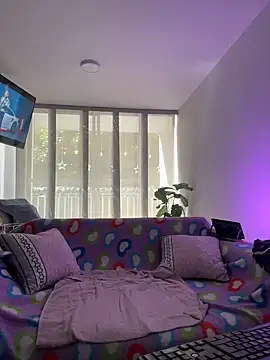 MoraInFire online show from December 15, 3:16 pm