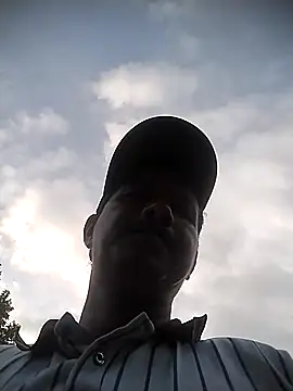 colombiano198720 online show from October 19, 12:06 pm