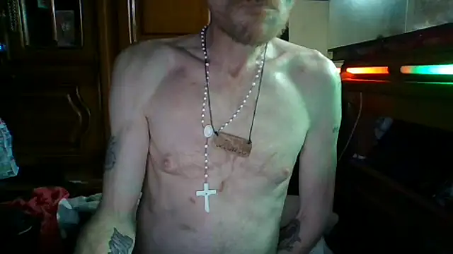 Snapshot of zipmantoof chatting on September 13, 11:59 pm zipmantoof online show from September 13, 11:59 pm