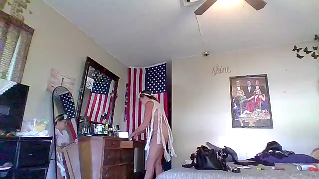 Bored Grandma online show from October 3, 4:26 pm