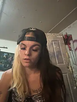 ittybittymeryssa online show from October 5, 6:34 am