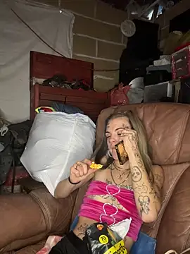 ittybittymeryssa online show from March 22, 6:11 pm