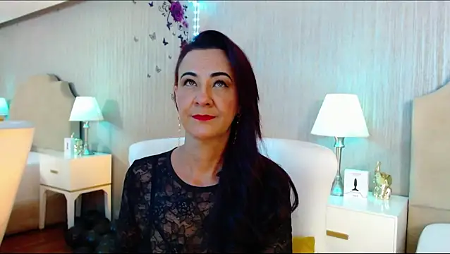 ScarleetJonson online show from October 7, 7:11 pm